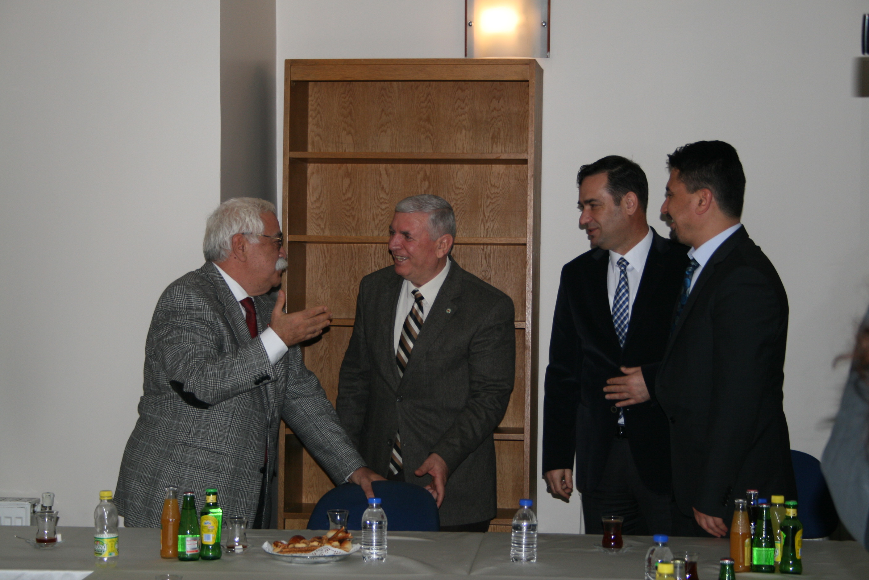 İşçi Partisi İstanbul Büyükşehir Belediye Başkan Adayı Levent Kırca sendikamızı ziyaret etti