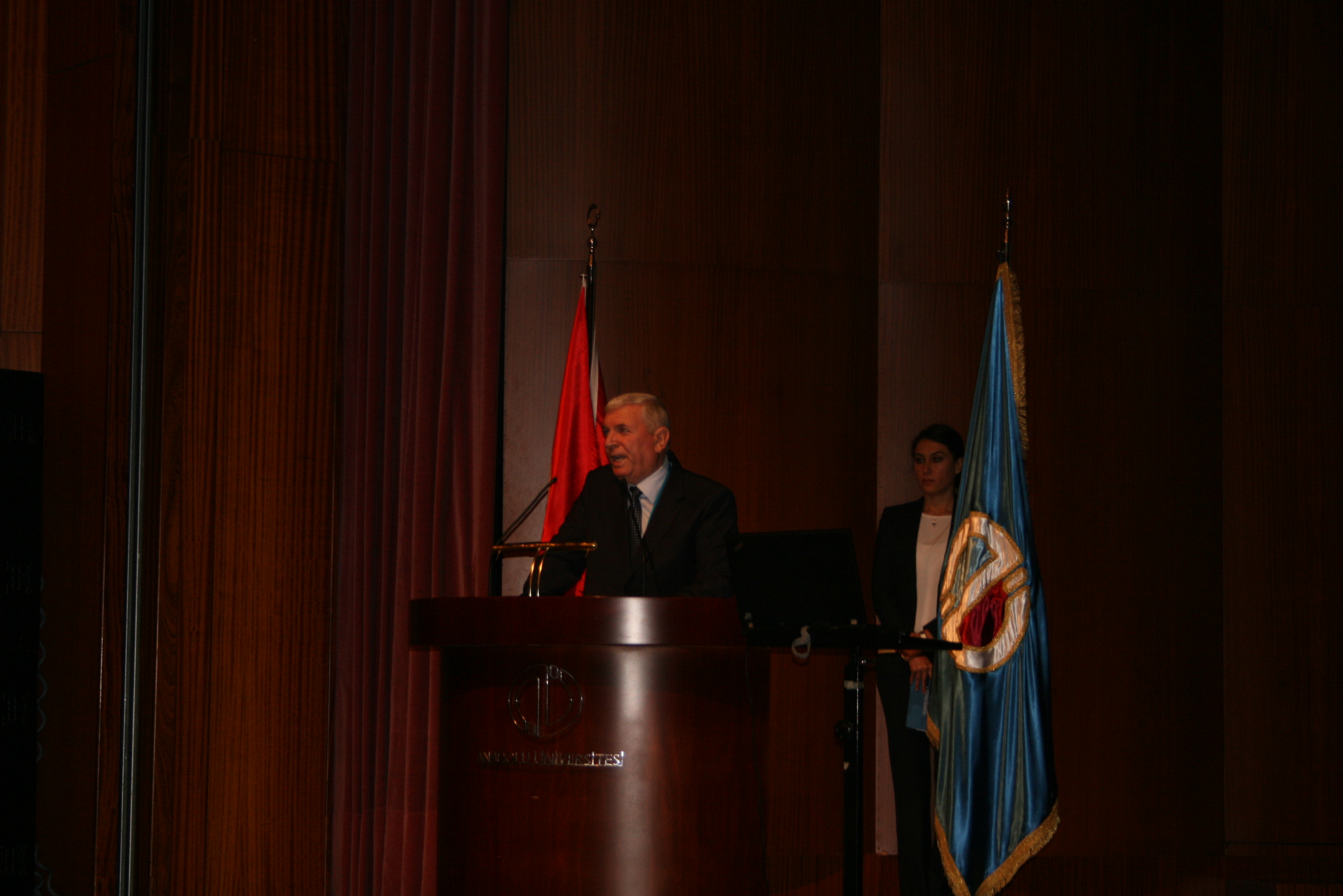 6. Sosyal İnsan Hakları Ulusal Sempozyumu Eskişehir'de gerçekleştirildi