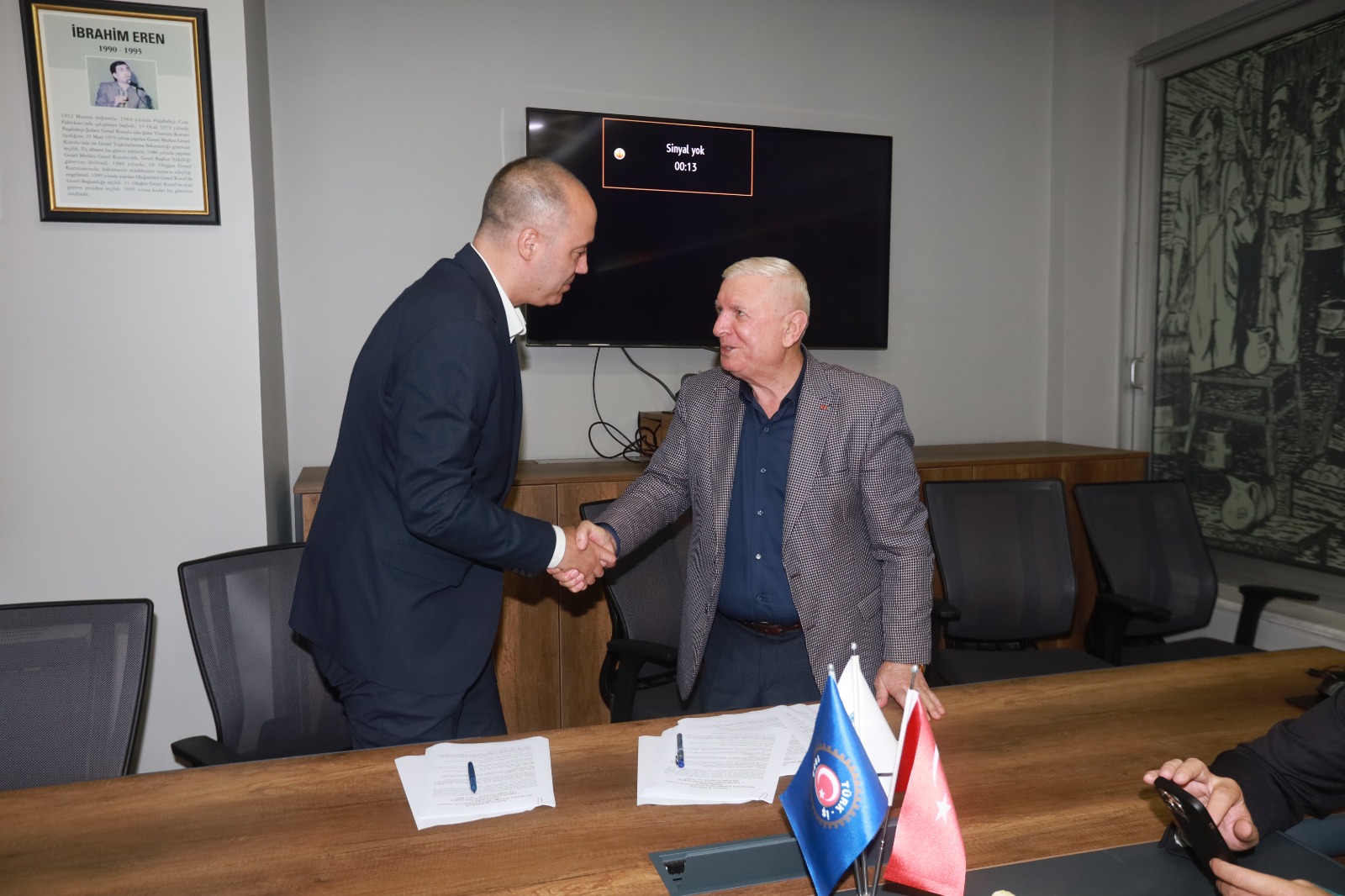 MCP Seramik’te Anlaşma Sağlandı: Grev ve Grev Uygulama Kararı Kaldırıldı